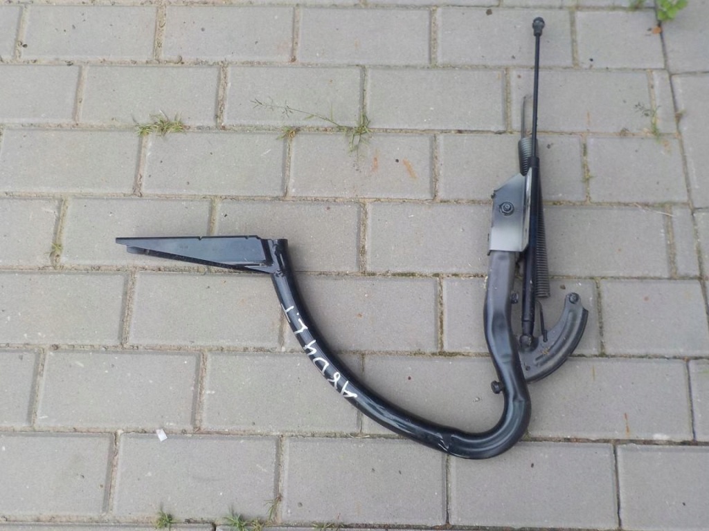 фото №1, Петля привод крышки левый audi a8 d4