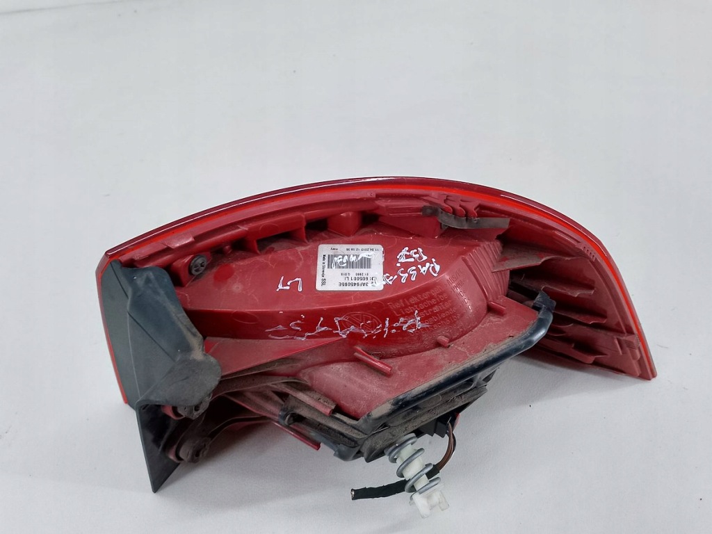 фото №14, Лампы задняя комплект vw passat b7 3af945095e 3af945096e kombi