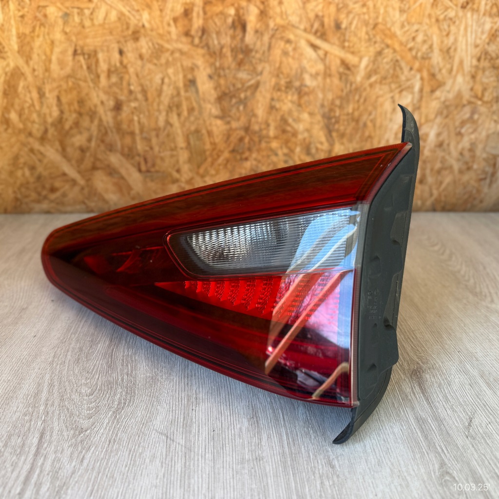 фото №3, Лампа задняя правая крышки alfa romeo stelvio 20795999