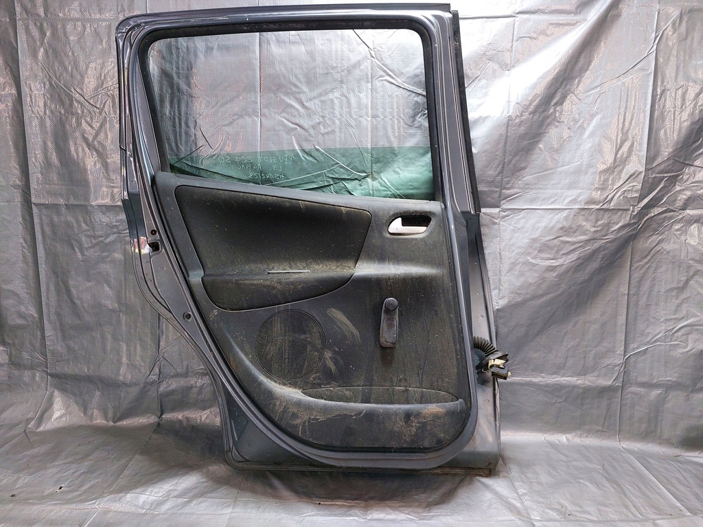 фото №10, Двері задні ліва peugeot 207 sw