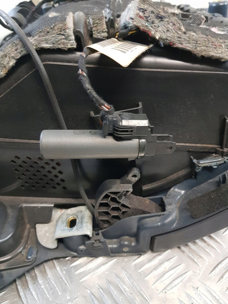 фото №13, Audi a6 c6 бардачок пасажира 4f1857035 + чейнджер