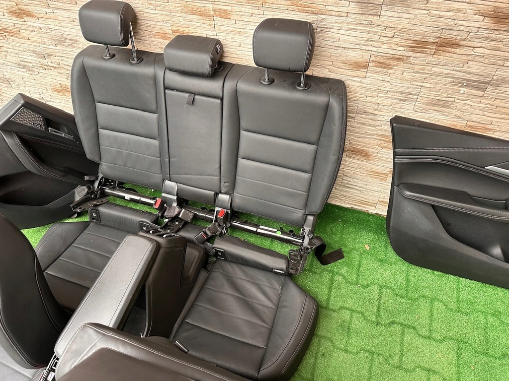 фото №10, Сиденья обшивки заднее сиденье спинка салон середина bmw 2 u06 кожа harman kardon