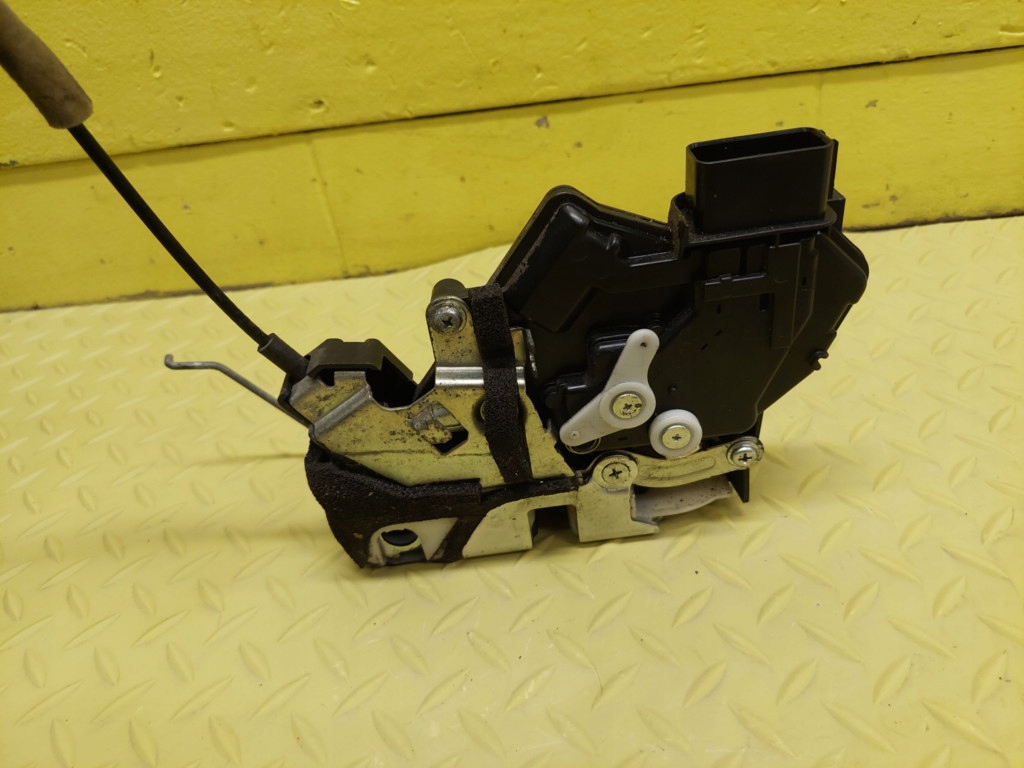 фото №5, Mazda 5 lift замок дверь левый перед