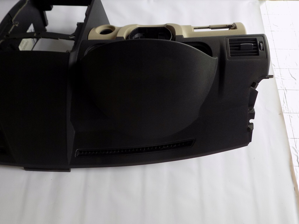 фото №10, Mercedes w169 приборная панель приборная консоль приборная панель war