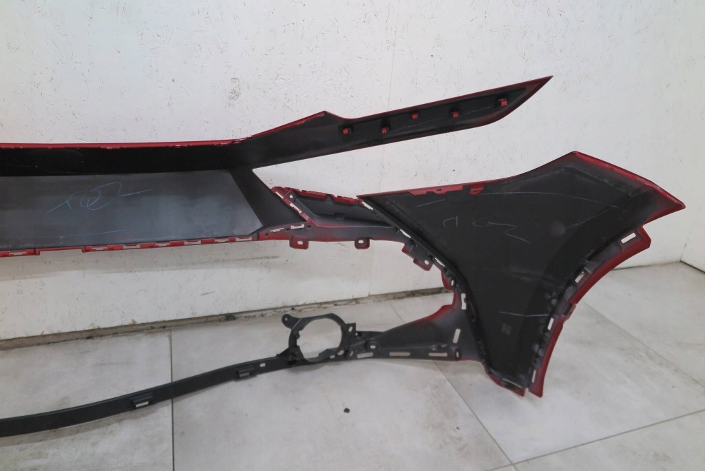 Купити Бампер перед передній toyota c-hr 2 52119-f4250