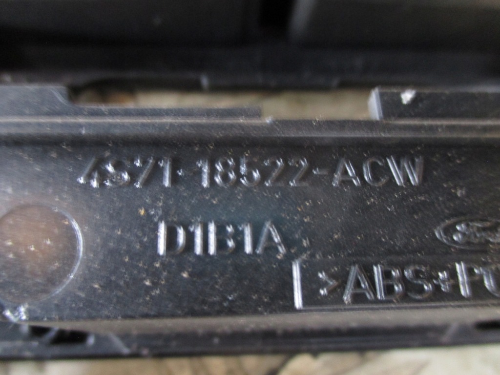 фото №4, Консоль середня ford mondeo mk3 рамка радіо 4s71-18522