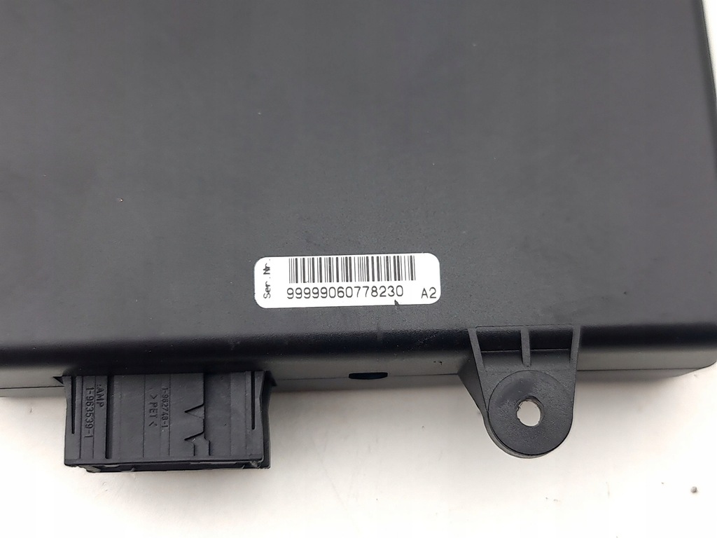 фото №9, Bentley flying spur 2006 модуль bluetooth 3w0035385