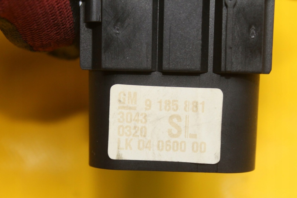 Перемикач світла vectra c 9185881 Недорого