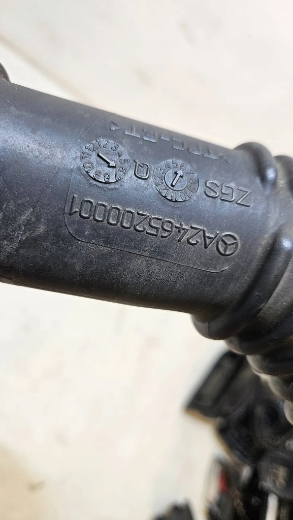 фото №4, Шланг труба інтеркулер mercedes a2465200001