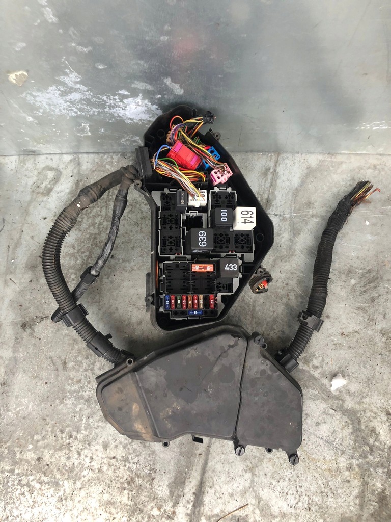 фото №1, Коробка запобіжників cayenne 7p 3.0 tdi