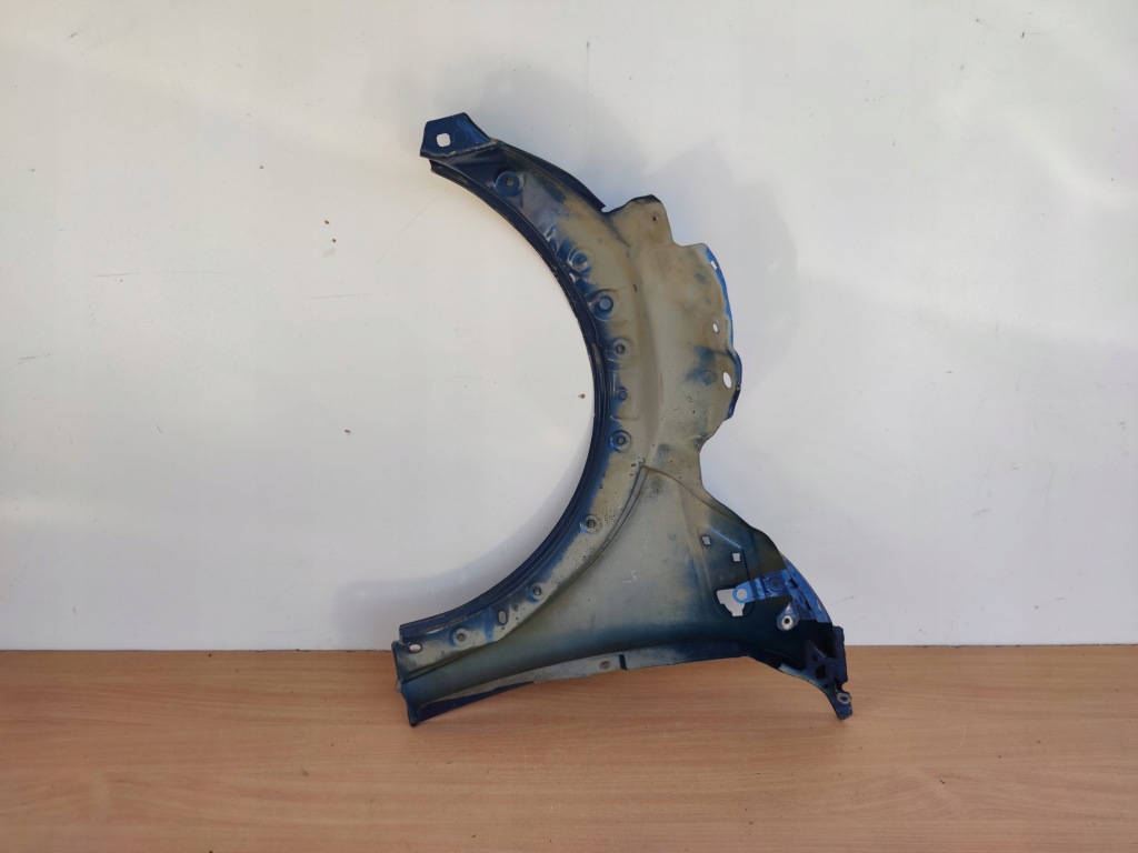 Mini cooper r55 r56 правый  крыло  перед оригинал Цена