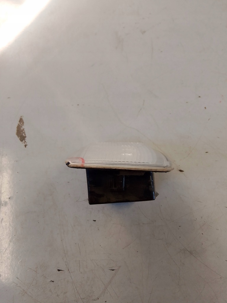 фото №8, Audi a1 8x 1.6 tdi s line лампа багажника крышки задняя led правая 8x0945095