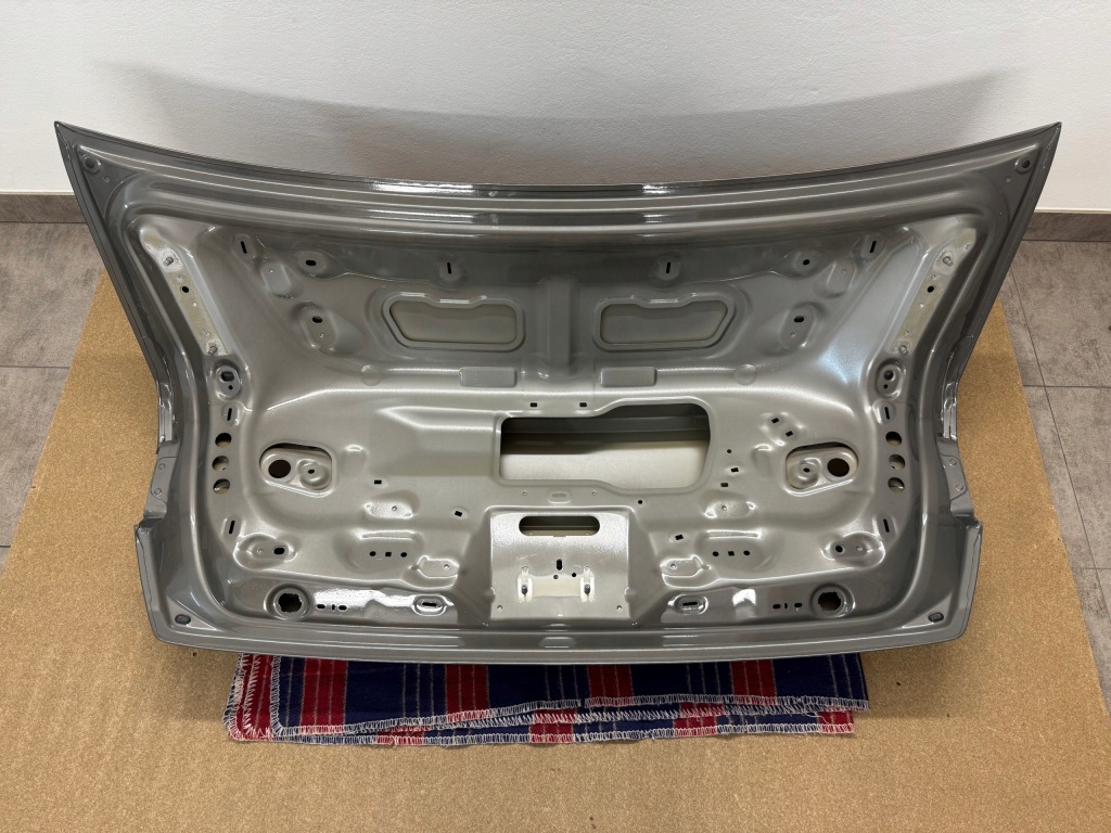 фото №8, Audi a6 s6 c8 4k sedan крышка багажника крышка багажника задняя код лакокрасочного покрытия lx7g