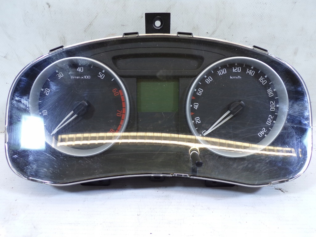 фото №8, Набор стартовый skoda roomster 1.6b 03c906057an