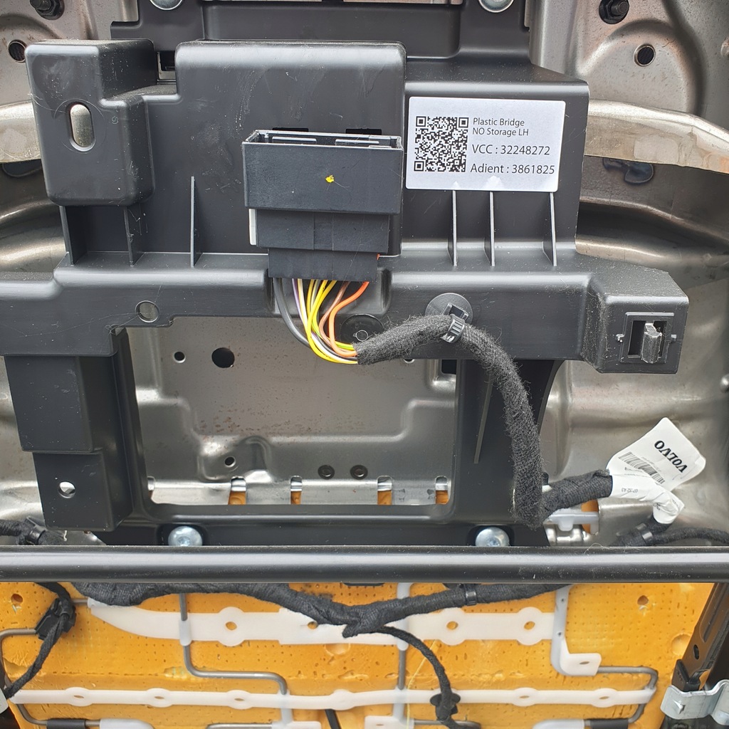 фото №9, Сидіння подушка безпеки лівий перед водія volvo xc40 xc-40 шкіра alcantara оригінальний номер