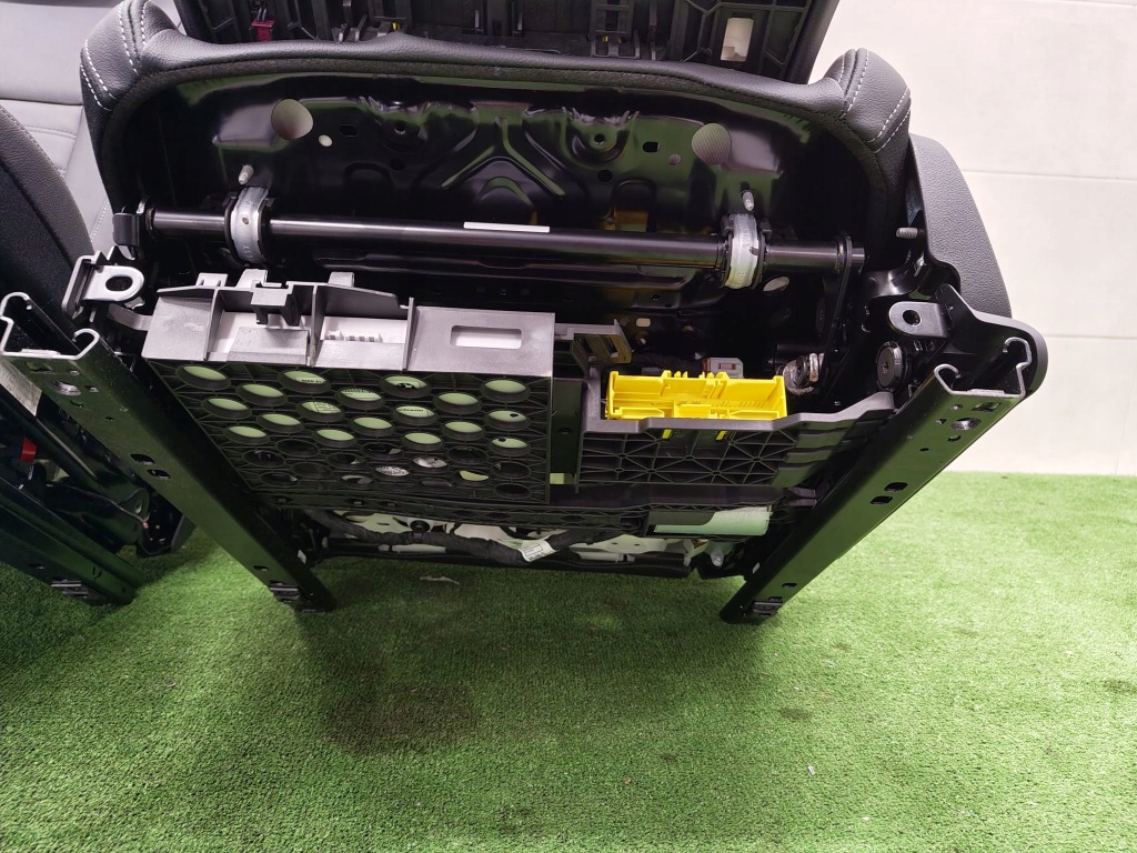 фото №7, Bmw 3 g20 середина сидіння заднє сидіння тунель обшивки оббивка шкіра