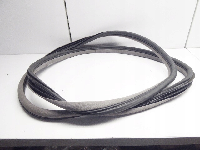 фото №1, Alfa romeo 166 прокладка karos. дверь задняя правая