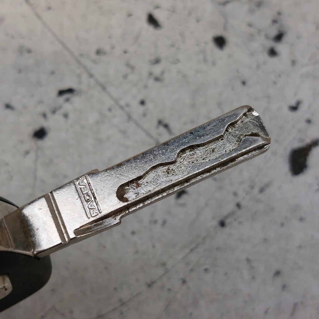 фото №5, Skoda superb ii 2 ключ замка зажигания