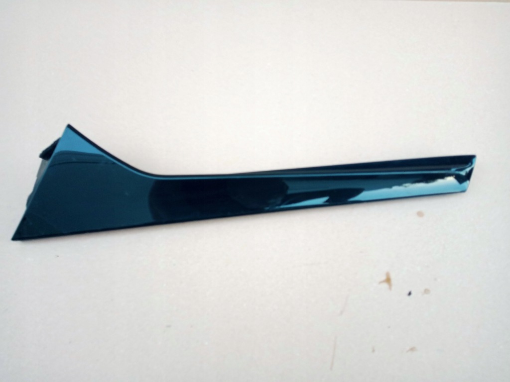 фото №1, Audi q3 rsq3 левая молдинг крышки багажника