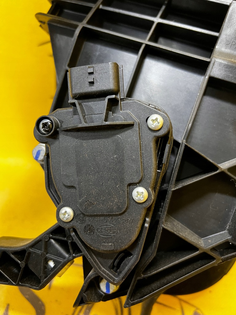 фото №4, Педаль педали тормоз gaz renault master iii