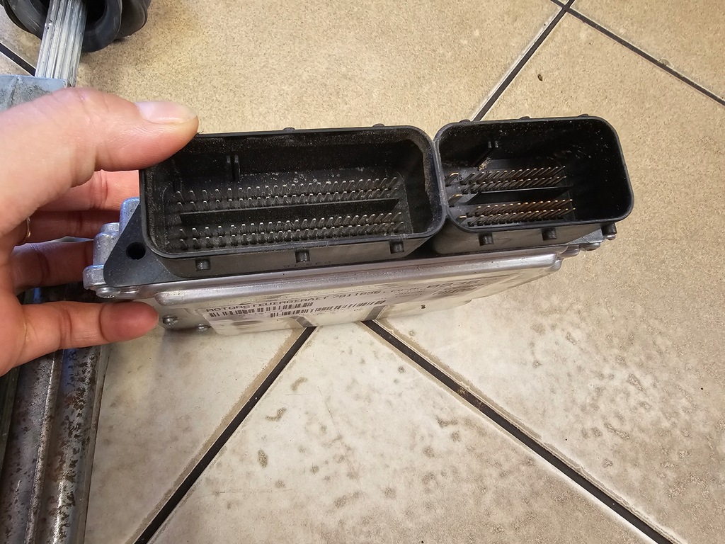 фото №8, Набор стартовый бортовой компьютер иммобилайзер bmw e91 2.0d 07' n47 0281015043