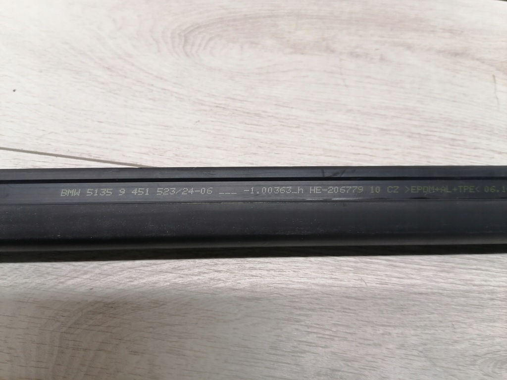 фото №7, Bmw 7 g11 молдинг уплотнитель левый задняя 51357355523