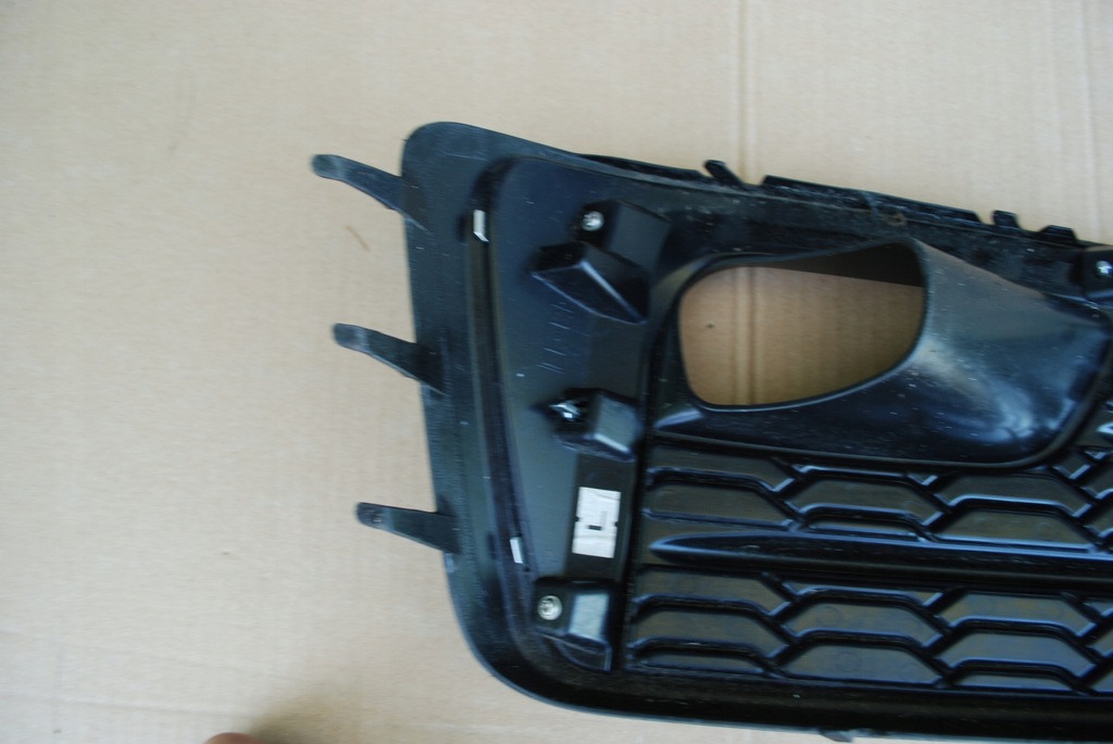 фото №9, Решітка бампера ліва права subaru impreza org 19-