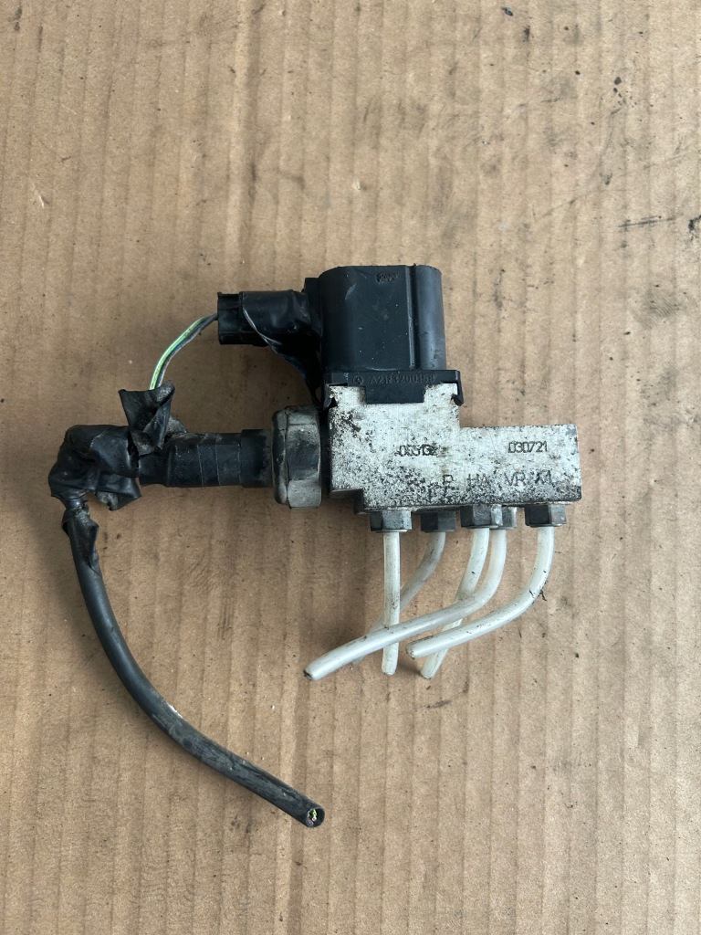 Купить Mercedes-benz w211 распределитель подвеска a2113200158