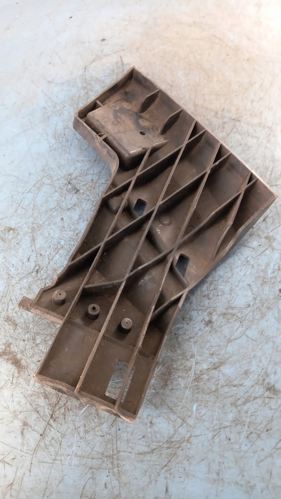 фото №2, Напрямна правий перед volvo s60 v60