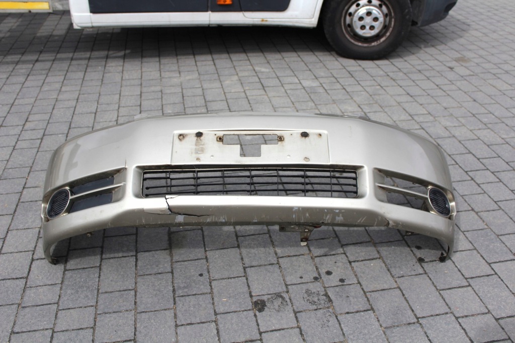 фото №1, Бампер перед toyota avensis verso