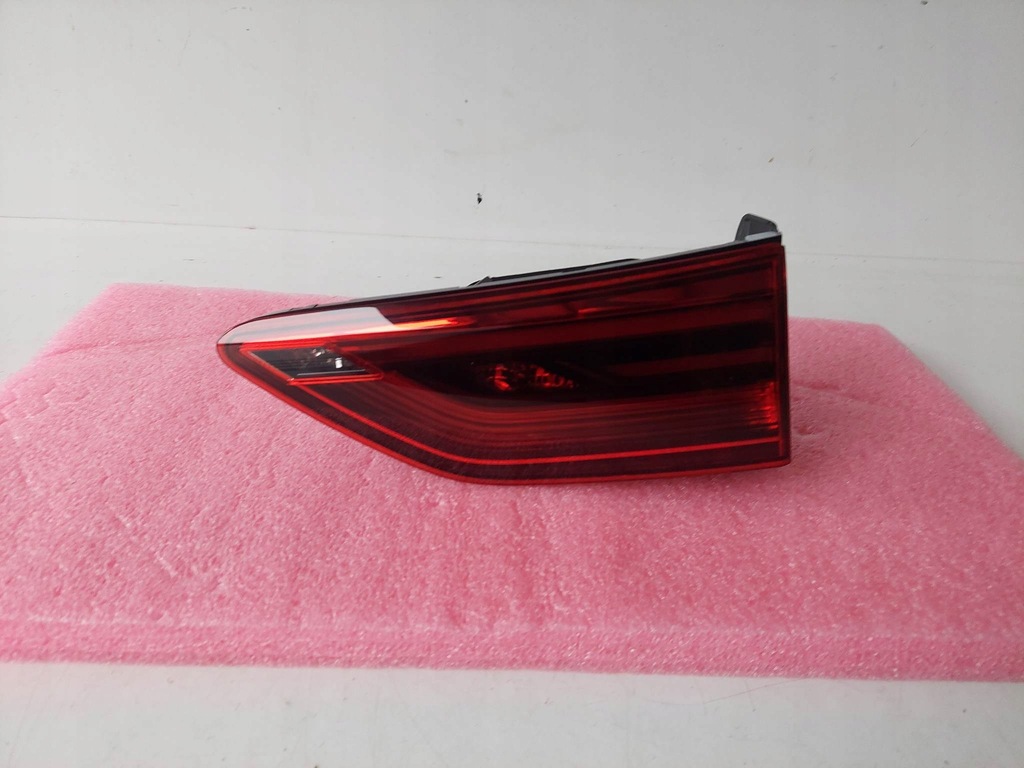 фото №1, Volkswagen оригінальний номер 5h0945094c лампа задня led