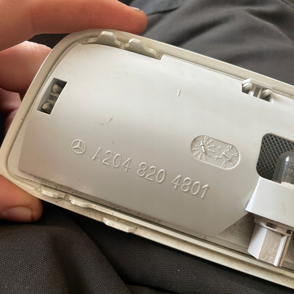 Mercedes w447 v klasa ручки повітроводи ґрати лампа обшивки стелі світлий в Україні