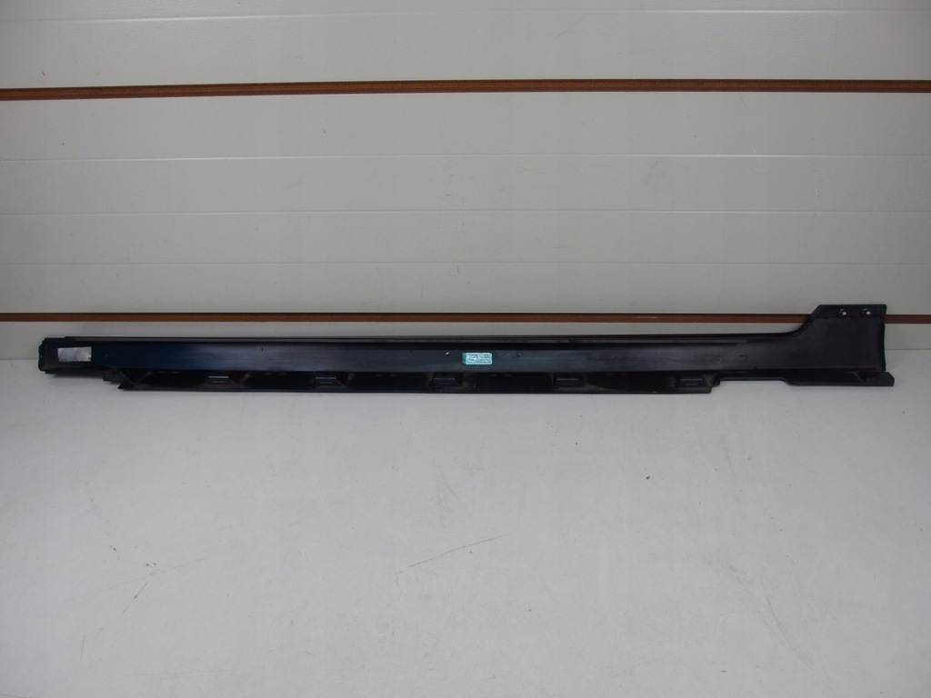 фото №6, Молдинг порог правая vw passat b8 3g0