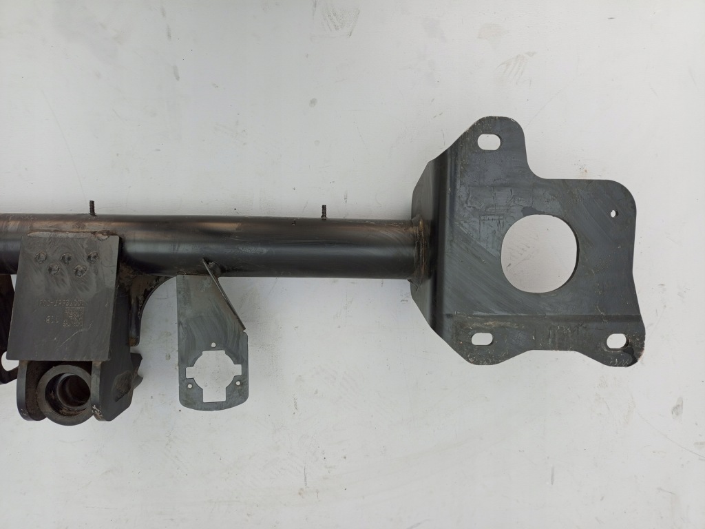 фото №10, Tesla model y 2020- hak буксирувальний балка 1514411-00-i