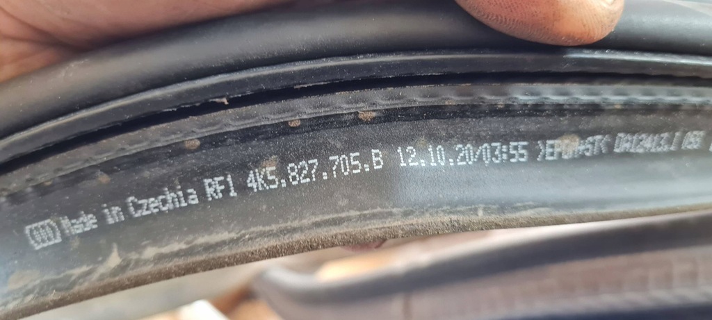 фото №9, A6 c8 4k прокладка кузовна кришки багажника задня sedan 4k5827705b