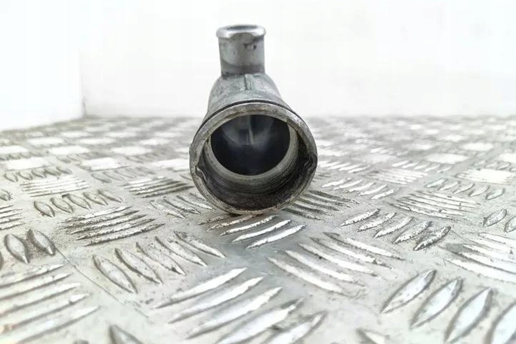 фото №8, Труба охолодження mercedes-benz c w204 a6422000056 2.99l дизель 165kw 2009