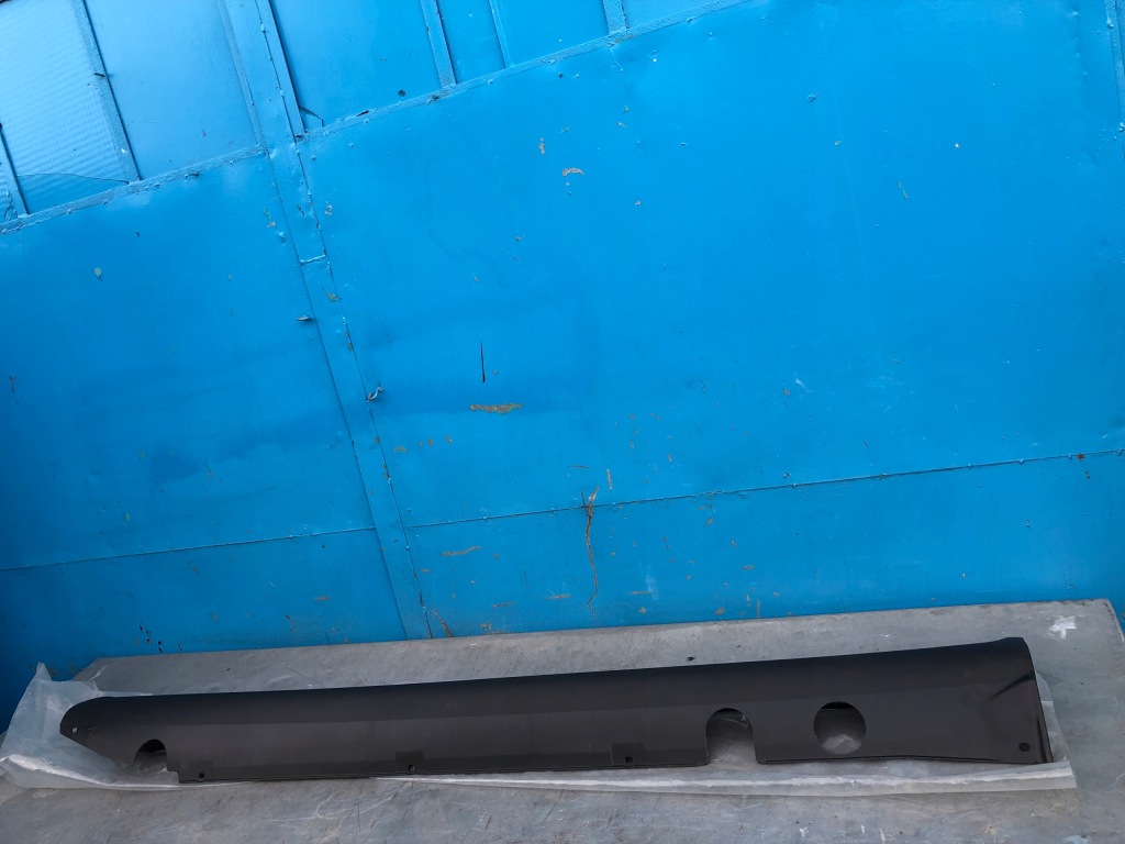 Купити Mercedes w168 long ліва молдинг поріг накладка оригінальний новий