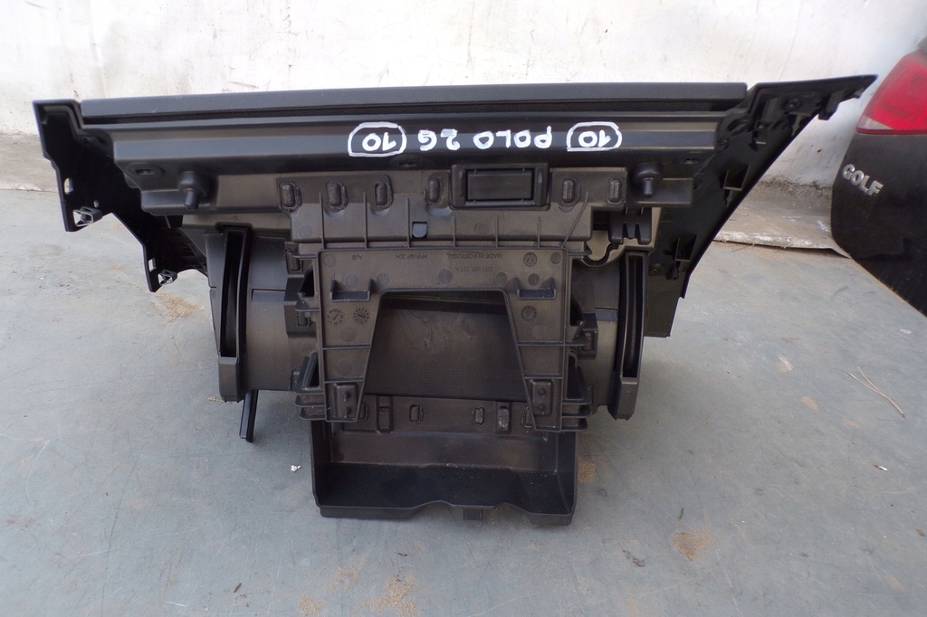 фото №7, Бардачок пасажира 2g1857097 vw polo 2g vi europa