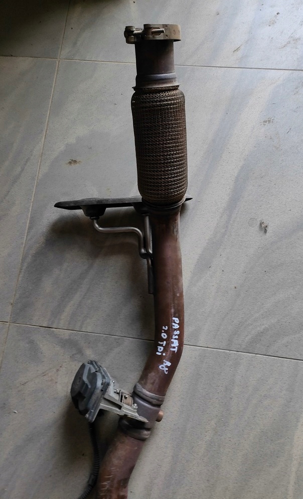 фото №4, Vw passat b8 2.0tdi труба вихлоп