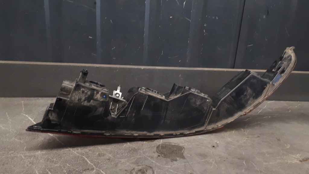 фото №12, 8u0945096b лампа отражатель заднего бампера правый задняя audi q3 8u