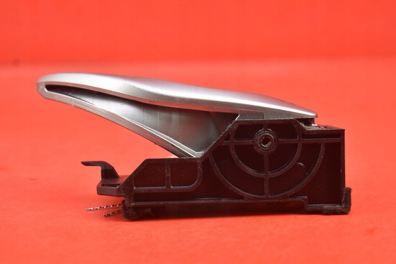 фото №5, Ручка внутренняя правая перед kd53-t8314rh mazda 3 3 iii bm 13-16