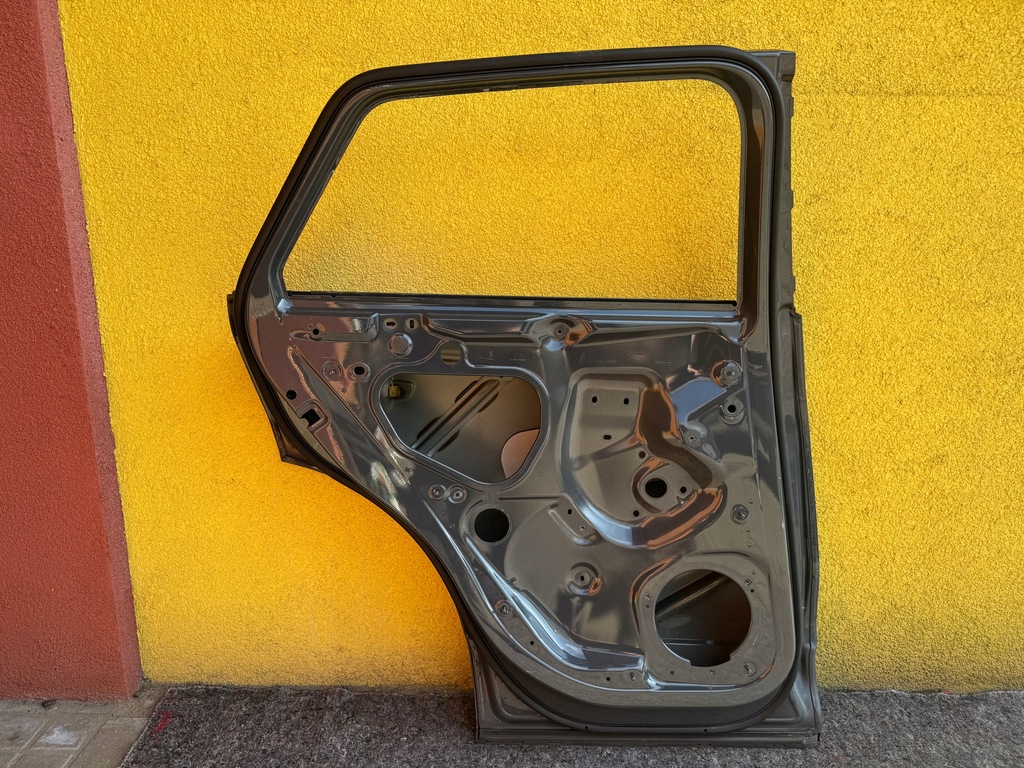 фото №14, Audi q2 81a дверь с молдинг задние левая задняя левый