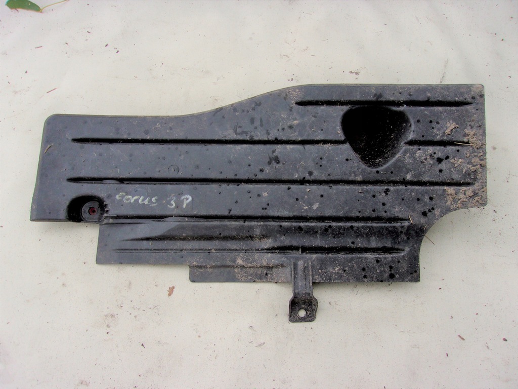 фото №1, Focus mk3 пластик захист підвіска права