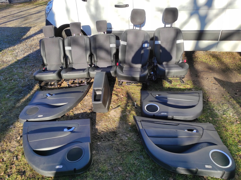 фото №1, Сиденья półskura салон renault scenic iii lift обшивки подлокотник europa