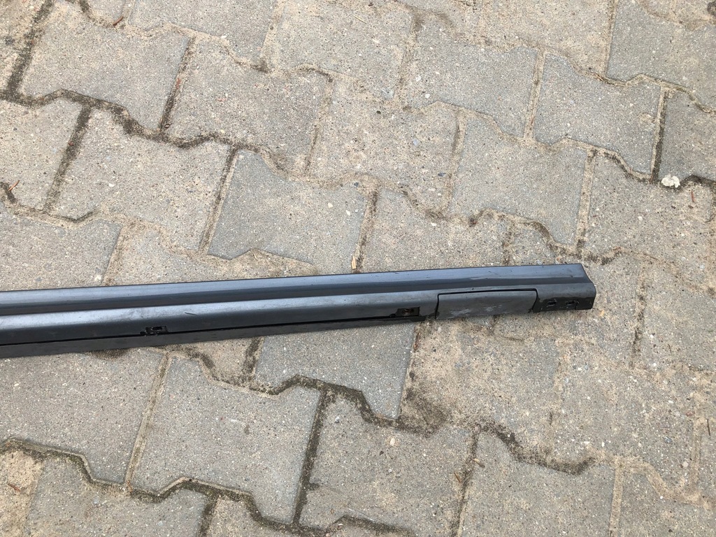 фото №5, Молдинг порог правая 8x0854536 audi a1 8x s line