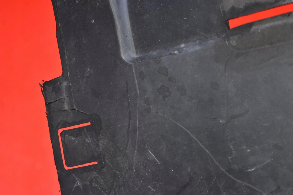 фото №8, Впуск воздуховод воздуха верхний gk72-8327-ab land rover discovery 5 v sport