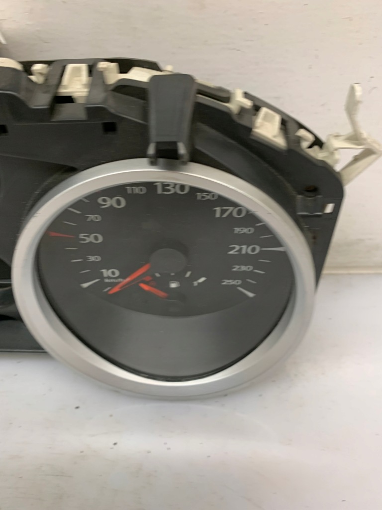 фото №3, Счетчик приборная панель 8200720321m renault