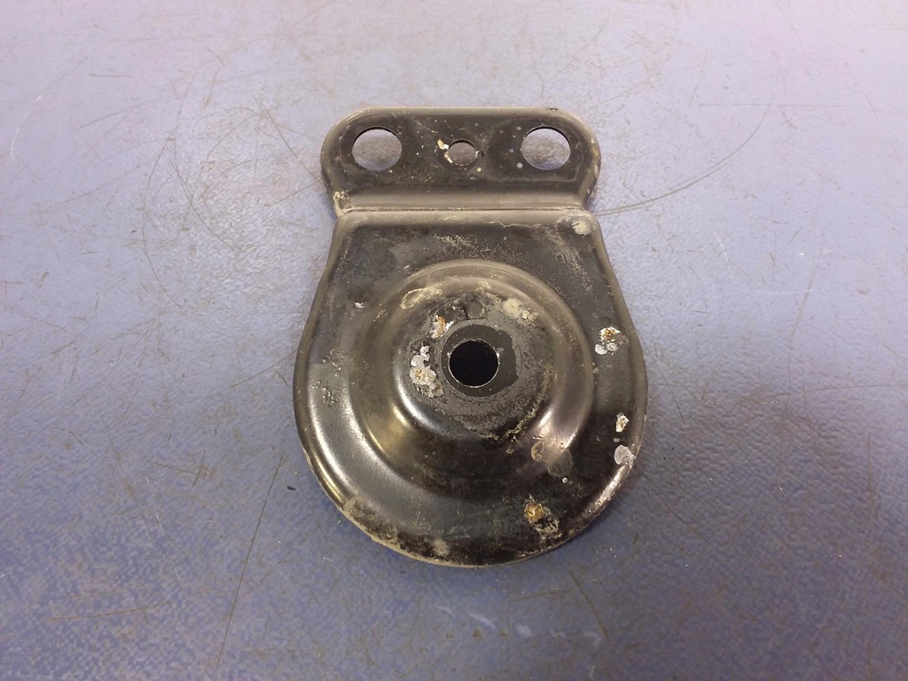 фото №1, Bmw seria 4 f32 f33 кронштейн кронштейн балка задня