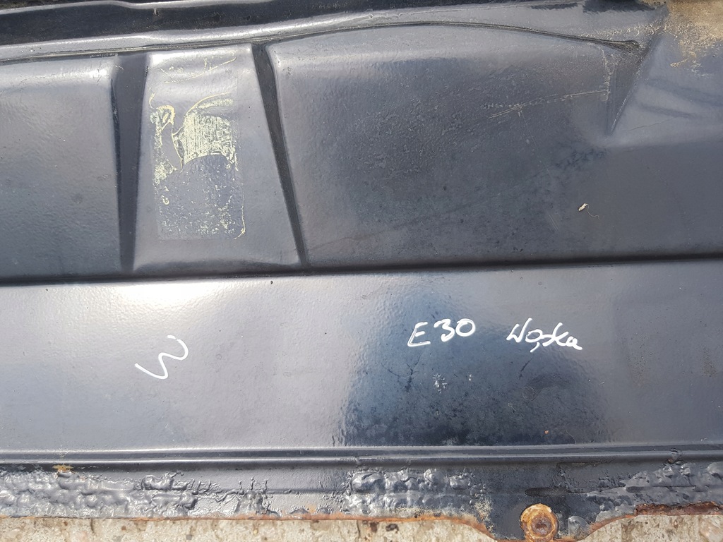 фото №10, Бак топлива bmw e30 узкая лампа coupe