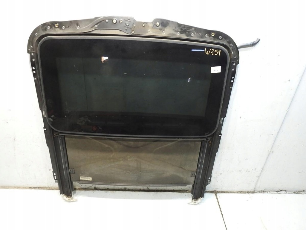 фото №7, Люк mercedes r w251 a2517800029